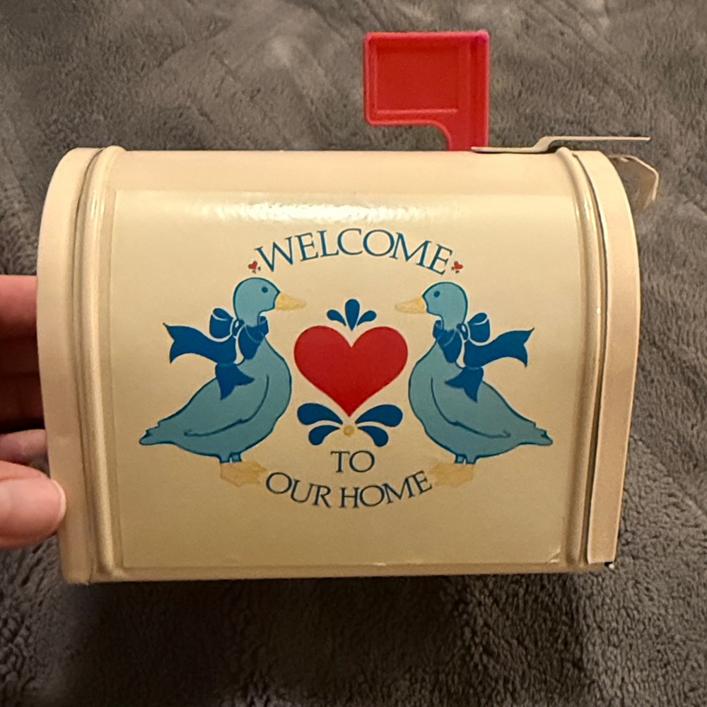 Vintage Duck Mailbox